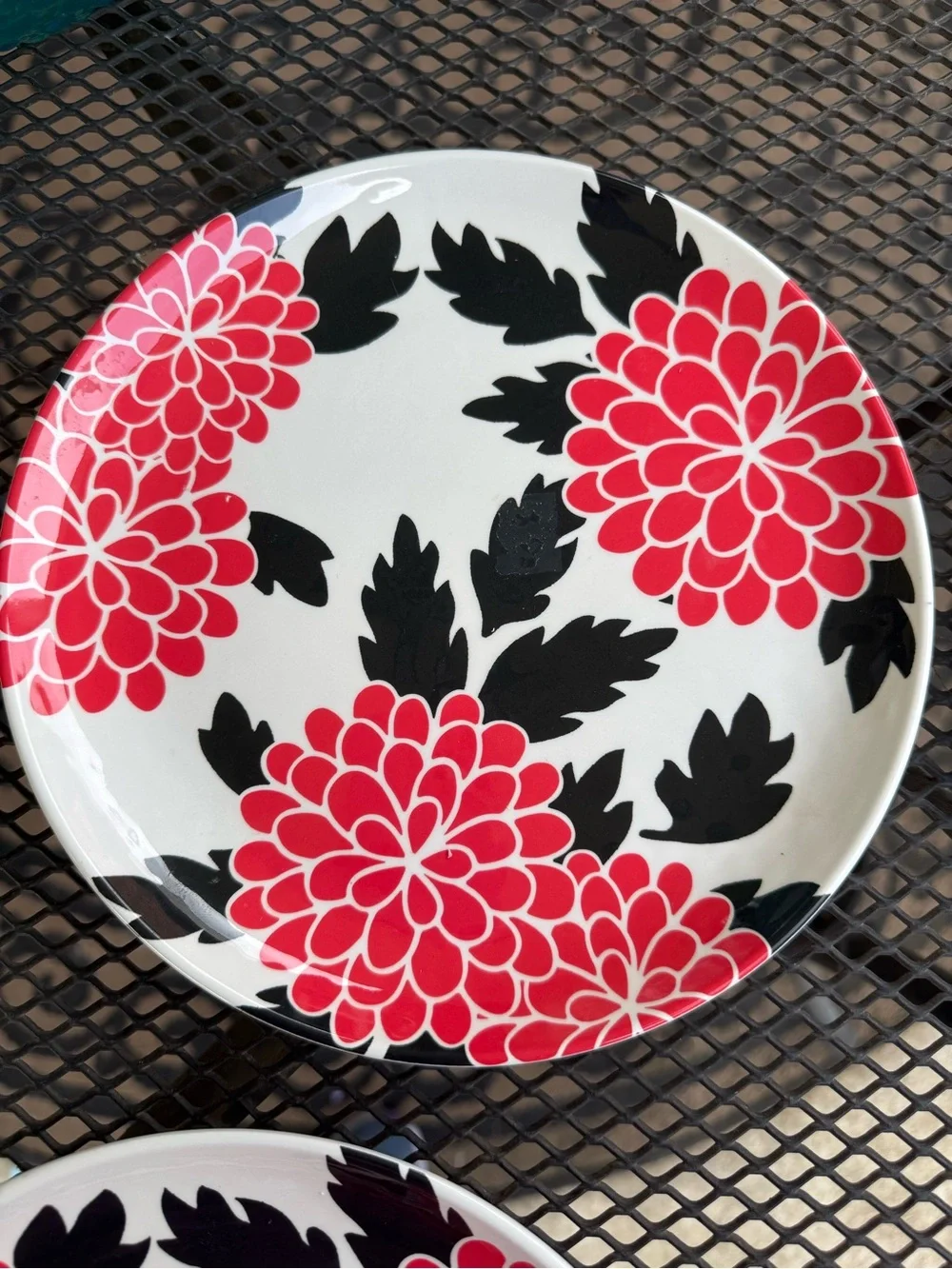 4 Bright& Beautiful Better Homes & Gardens 8.5” Floral Melamine Lunch Plates